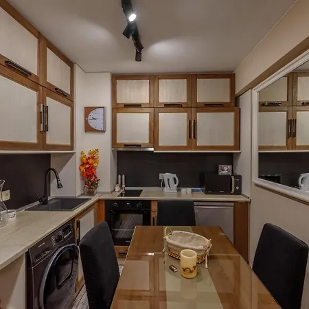 Daire Stylish Flat In Front Of Gondola *